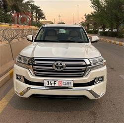 تۆیۆتا لاند کروزەر